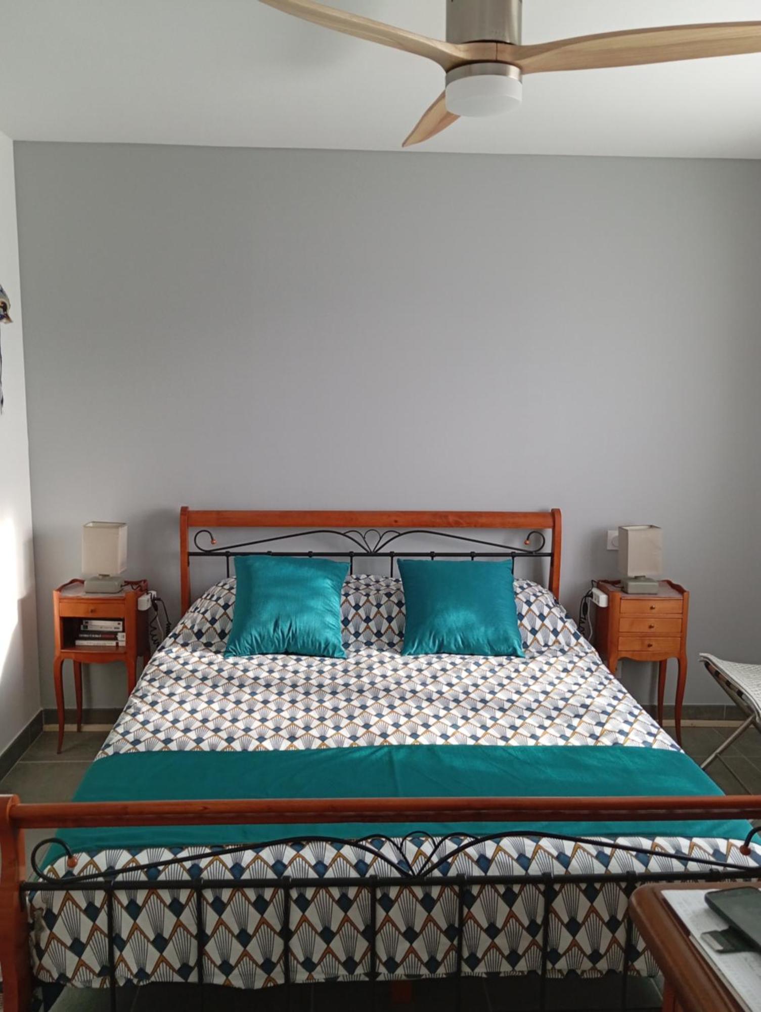 Almendra34480 Bed & Breakfast Magalas Luaran gambar