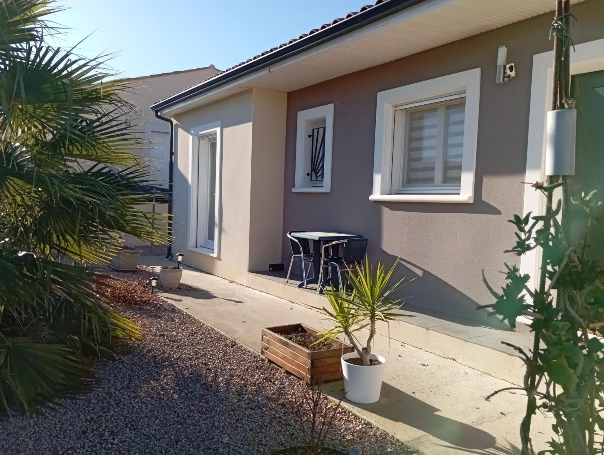 Almendra34480 Bed & Breakfast Magalas Luaran gambar